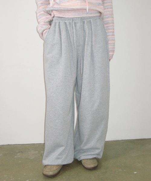 HEART POCKET WIDE JOGGER PANTS GREY