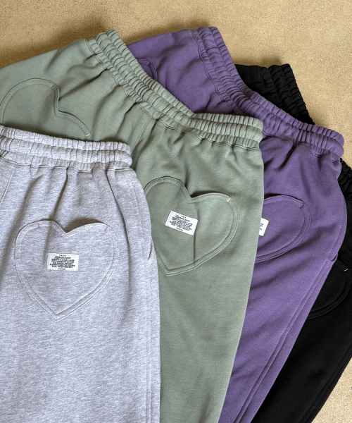HEART POCKET WIDE JOGGER PANTS GREY