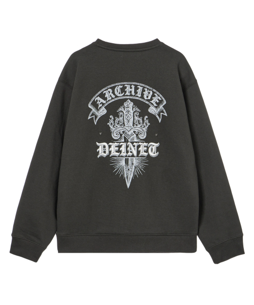 ARCHIVE CREST SWEATSHIRT IN CHARCOAL