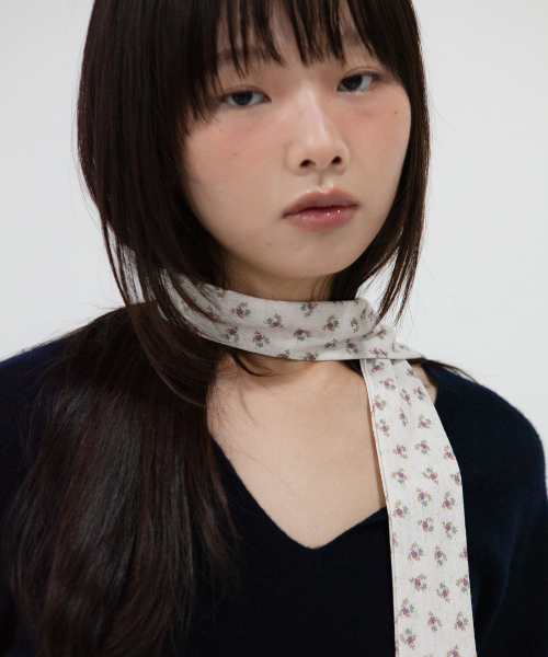 flower pointel long scarf - beige