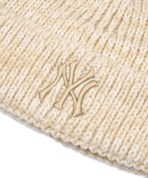String Beanie