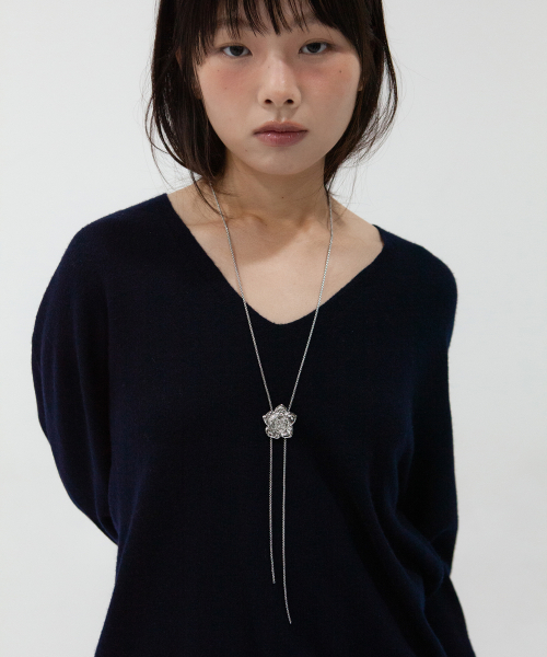 rose tie chain necklace