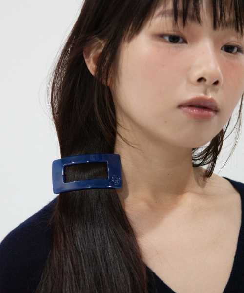 square plain hair pin - deep blue