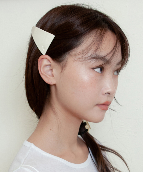 triangle hair pin - ivory