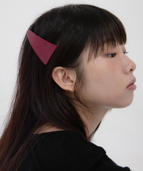 triangle hair pin - red wine