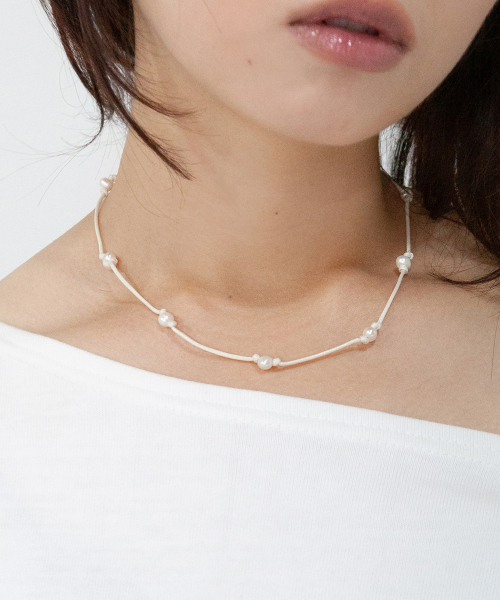 water pearl string necklace - ivory
