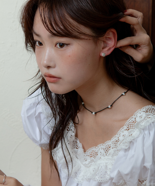 water pearl string necklcae - black