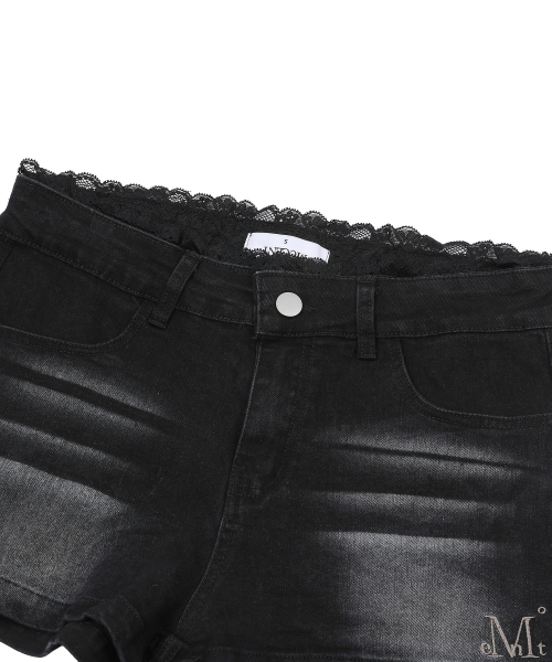 ROVEL LACE SAGGING WASHED DENIM SHORTS