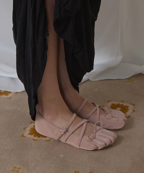Mellow Tabi Flat
