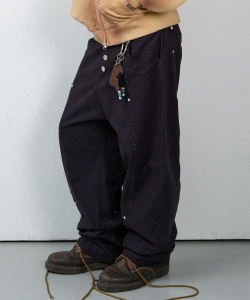 CURVED STUD PANTS BLACK