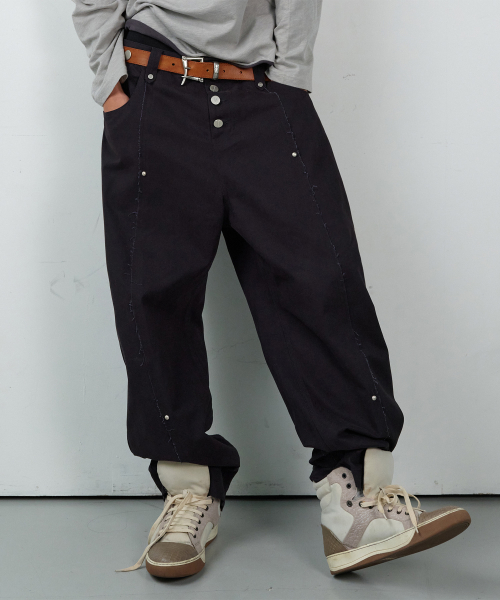 CURVED STUD PANTS BLACK