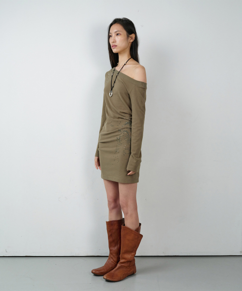 OFF SHOULDER ONE-PIECE(W) OLIVE