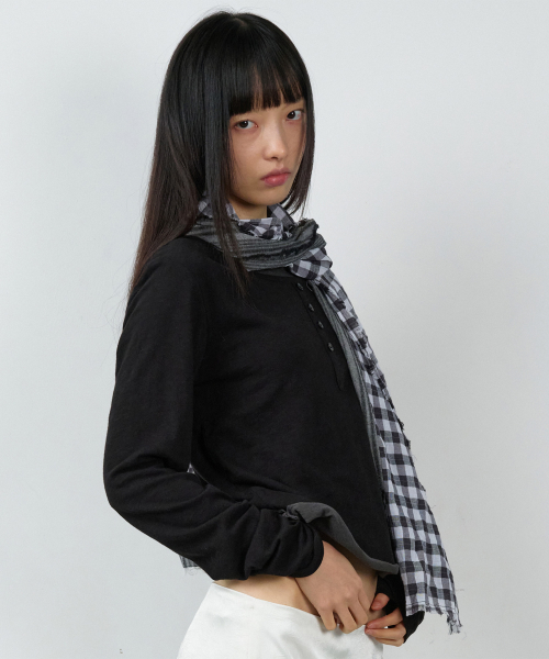 BUTTON LAYERED LS TEE BLACK