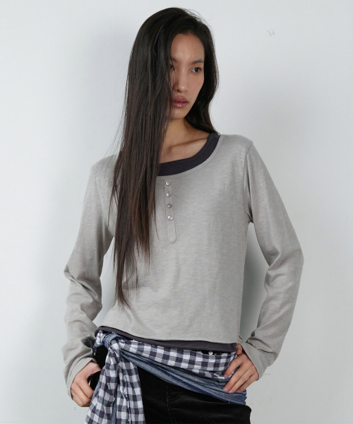 BUTTON LAYERED LS TEE GREY