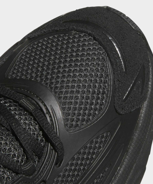 ADISTAR XLG 2.0 CBLACK/CBLACK/FTWWHT