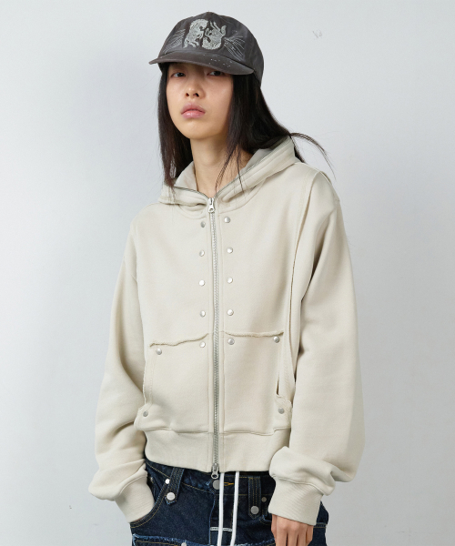 STUDDED FULL ZIP-UP HOODIE (W) BEIGE