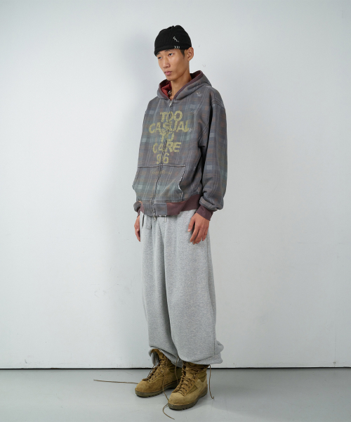 REVERSIBLE CHECK HOODIE ZIP-UP BROWN