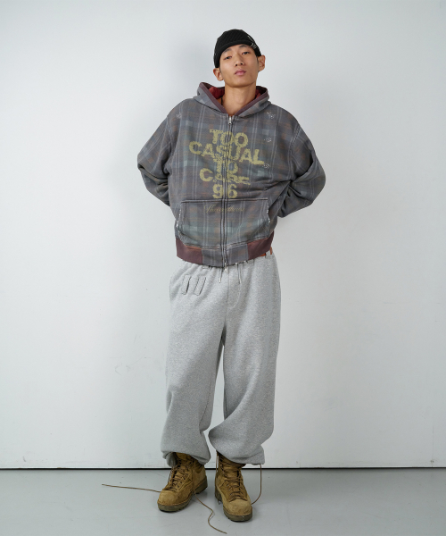 REVERSIBLE CHECK HOODIE ZIP-UP BROWN
