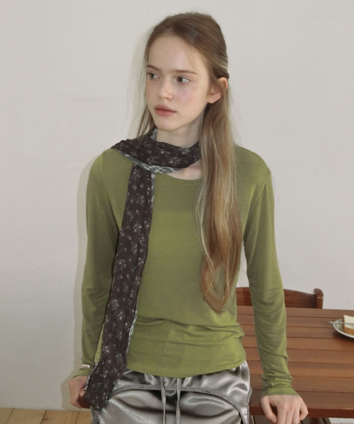Botanical Pleated Long Scarf_Dark Brown