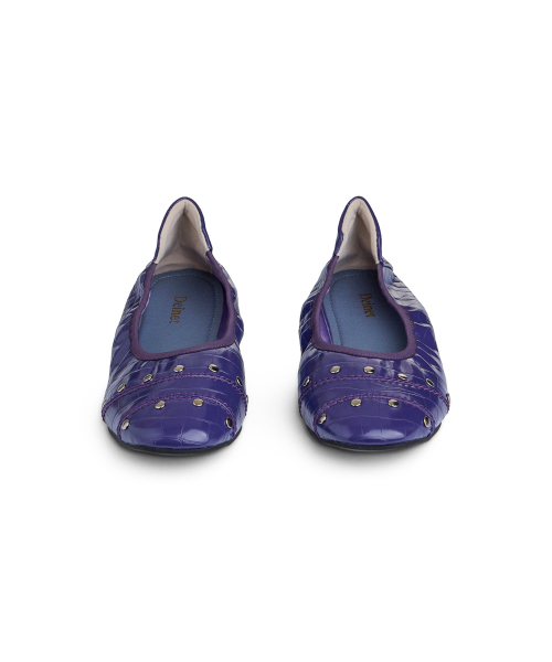CROCODILE STUD FLAT SHOES IN PURPLE
