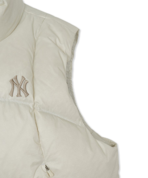 WomenS Curve Down Vest