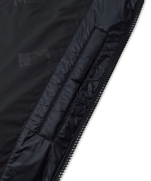 Mega Logo Quilt Mid Light Short Down Jkt