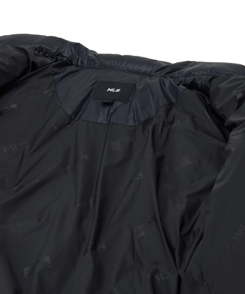 Mega Logo Quilt Mid Light Short Down Jkt