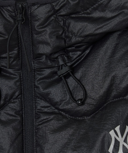 WomenS Gorpcore Wave Quilt Hood Light Down Jkt