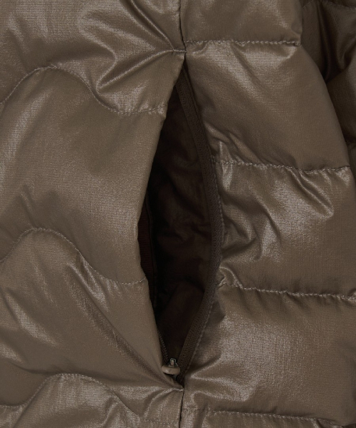 WomenS Gorpcore Wave Quilt Hood Light Down Jkt