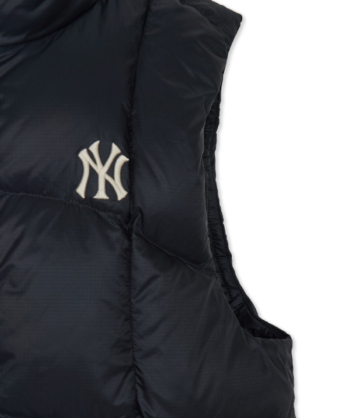 Curve Down Vest