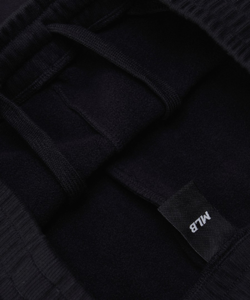 BASIC SMALL LOGO BRUSHED CURVED WIDE PANTS