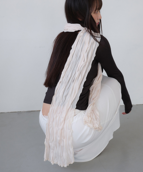 [wide] soft wrinkle long scarf - cream