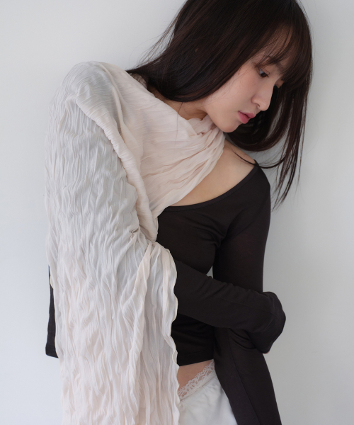 [wide] soft wrinkle long scarf - cream