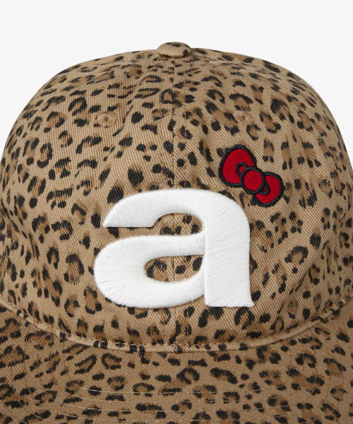 HELLO KITTY ON MY WAY TO DANIEL STAR CAP [LEOPARD]