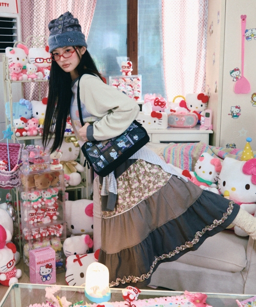 HELLO KITTY TIERED FRILL SKIRT [BROWN]