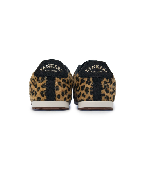 Base Low German Leopard