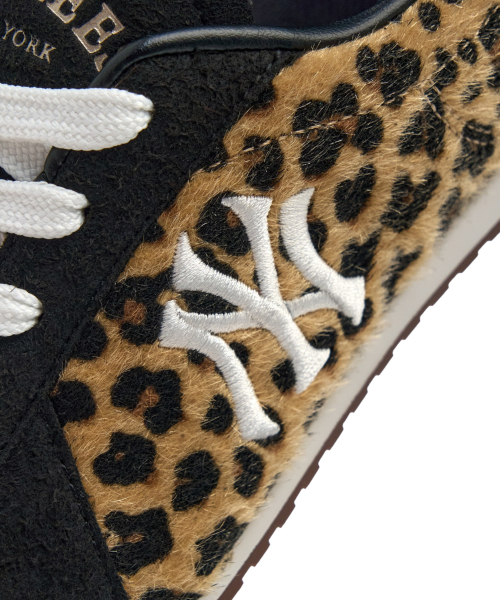 Base Low German Leopard
