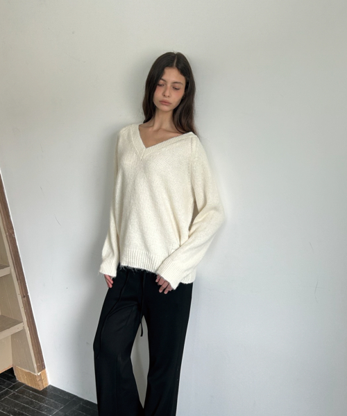 BOCA WOOL V KNIT (IVORY)