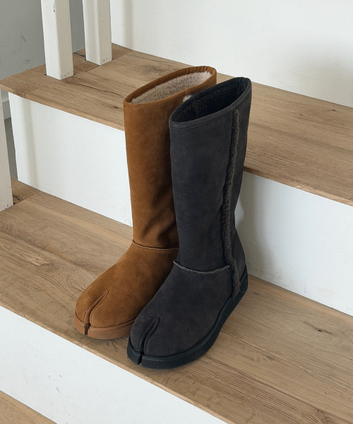 TABI SHEARLING BOOTS (CHESTNUT BROWN)