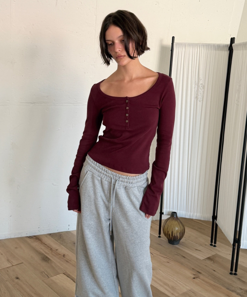 COTTON HENLEY LONG SLEEVE T (WINE)