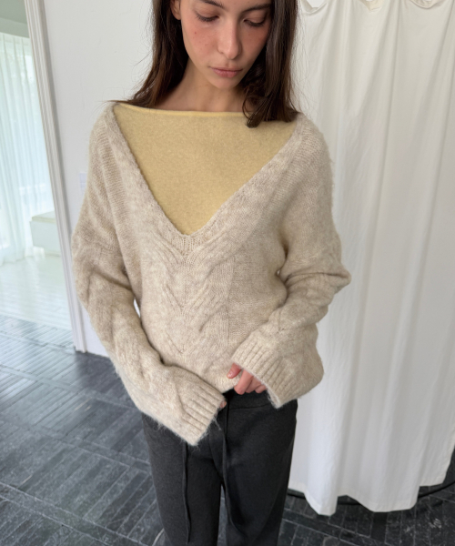 TWIST DEEP V KNIT (OATMEAL)