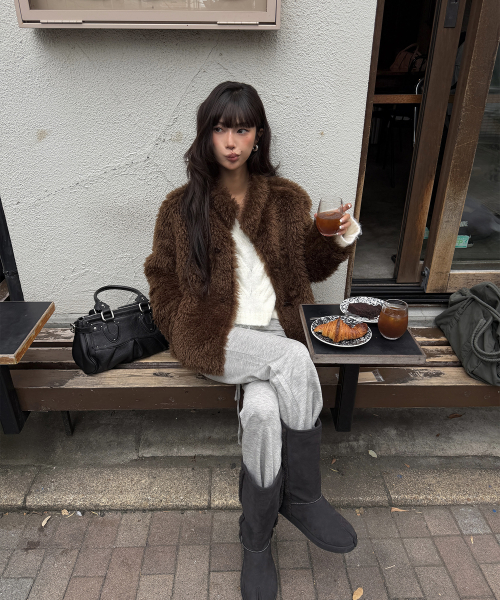 TOGGLE REVERSIBLE MUSTANG (BROWN)