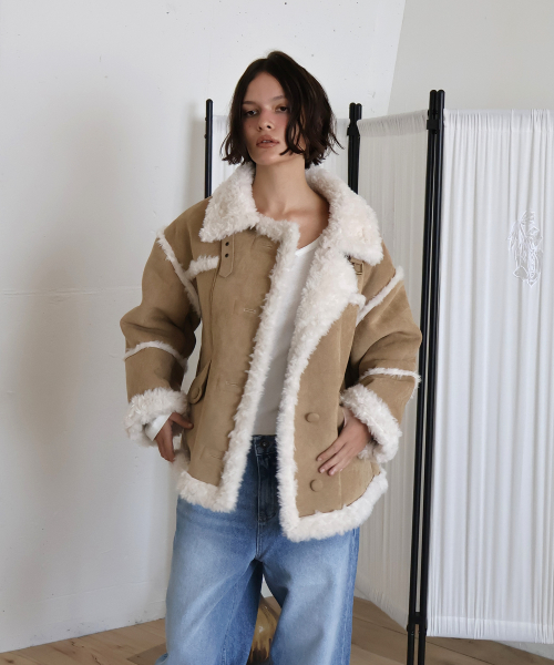 LINE SHEARLING MUSTANG (BEIGE)