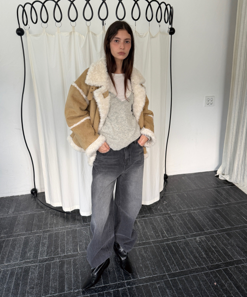 LINE SHEARLING MUSTANG (BEIGE)