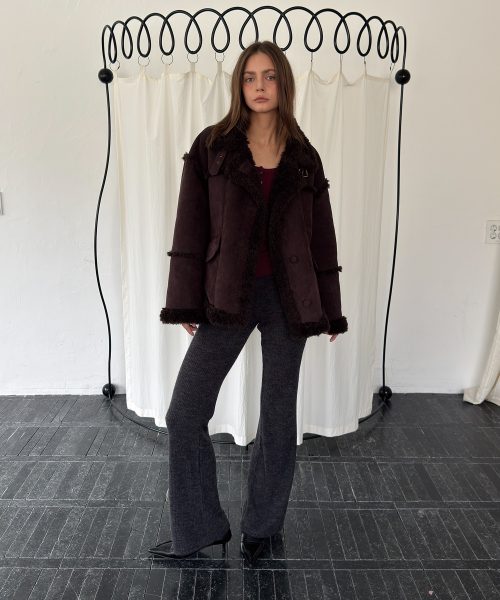 LINE SHEARLING MUSTANG (BROWN)