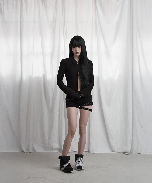 Side Shirring Zip-Up (Black)