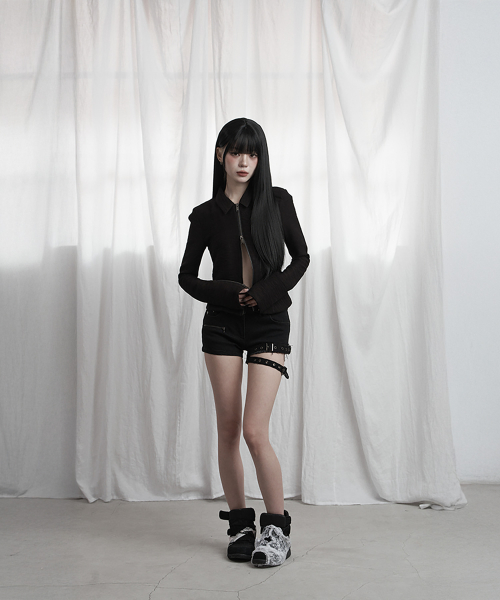 Side Shirring Zip-Up (Black)