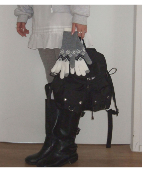 Black round pocket backpack