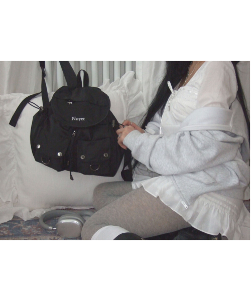 Black round pocket backpack