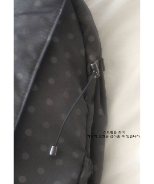 Polka dot round backpack _ Grey